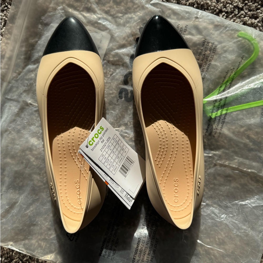 CROCS Women's Two-Tone Flats in Beige and Black Size W5